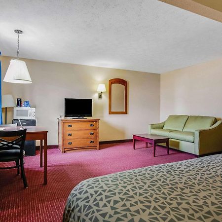 Econo Lodge Junction City I-70 Near Fort Riley Eksteriør billede